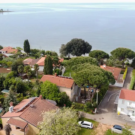 Todor Seaside Apartment
