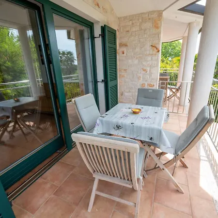 Todor Seaside Lovrecica (Istria)